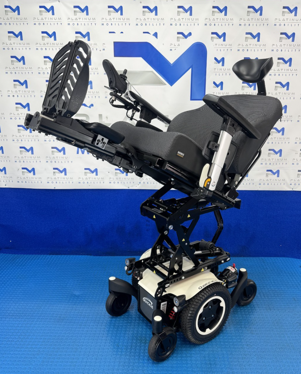 2025 Sunrise Quickie Q300 M Powerchair 6 mph Electric Wheelchair 2357