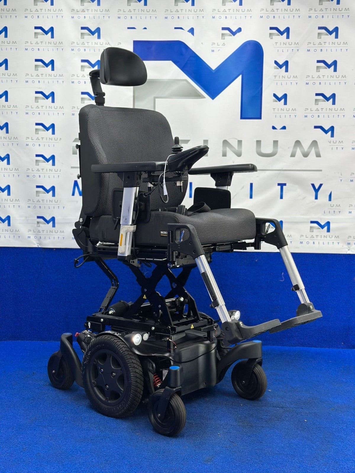 Quickie Q500 M Powerchair – 6mph Riser Electric Wheelchair by Sunrise 1657