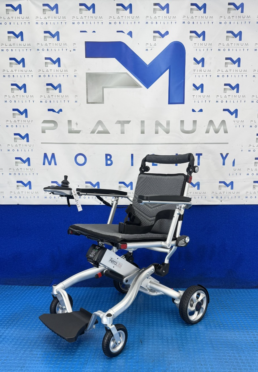 Motion Healthcare Trekker Aerolite ELECTRIC WHEELCHAIR POWERCHAIR 4MPH 2575