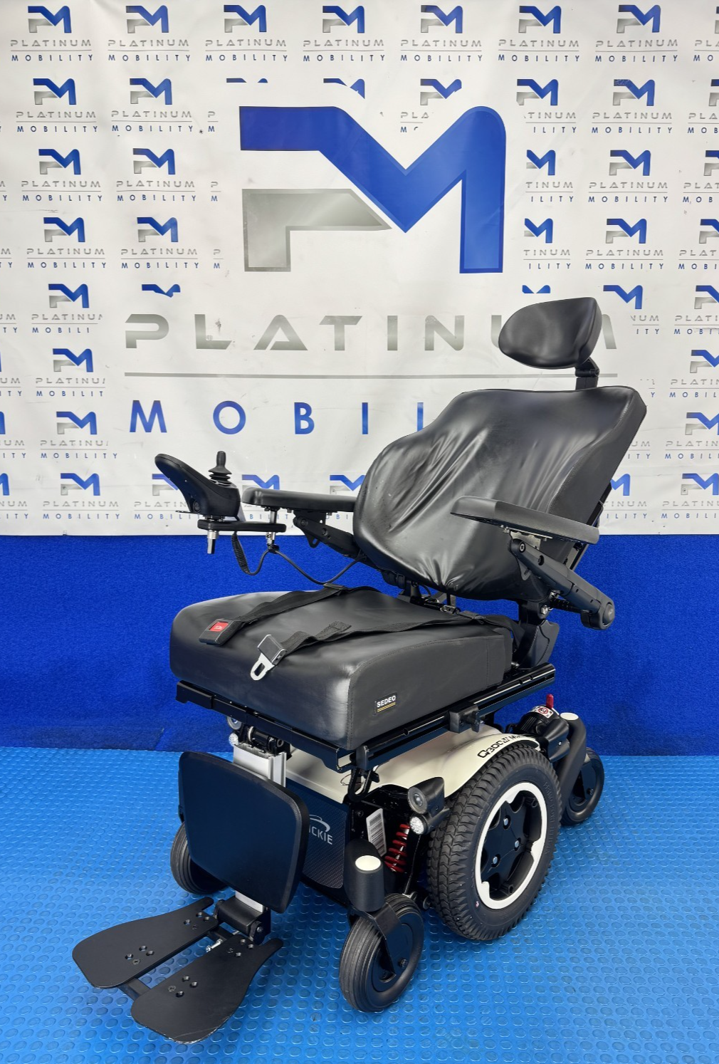 2025 SUNRISE QUICKIE Q300M 6MPH ELECTRIC RECLINE RISER TILT POWERCHAIR 2506