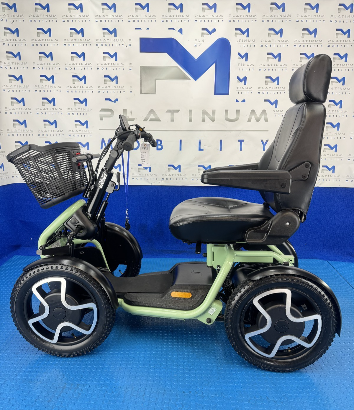 Sunrise S800 Scoozy 8mph All Terrain Electric Mobility Scooter 2303