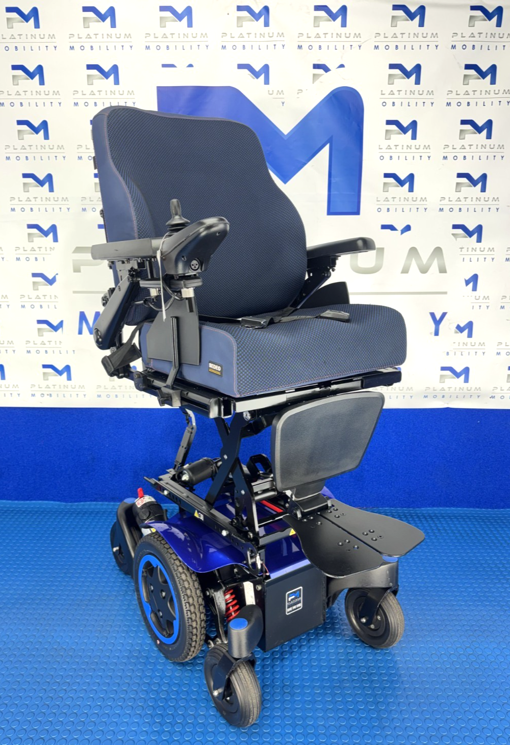 Sunrise Quickie Q300M Powerchair 4 mph Riser, Tilt Electric Wheelchair 1411