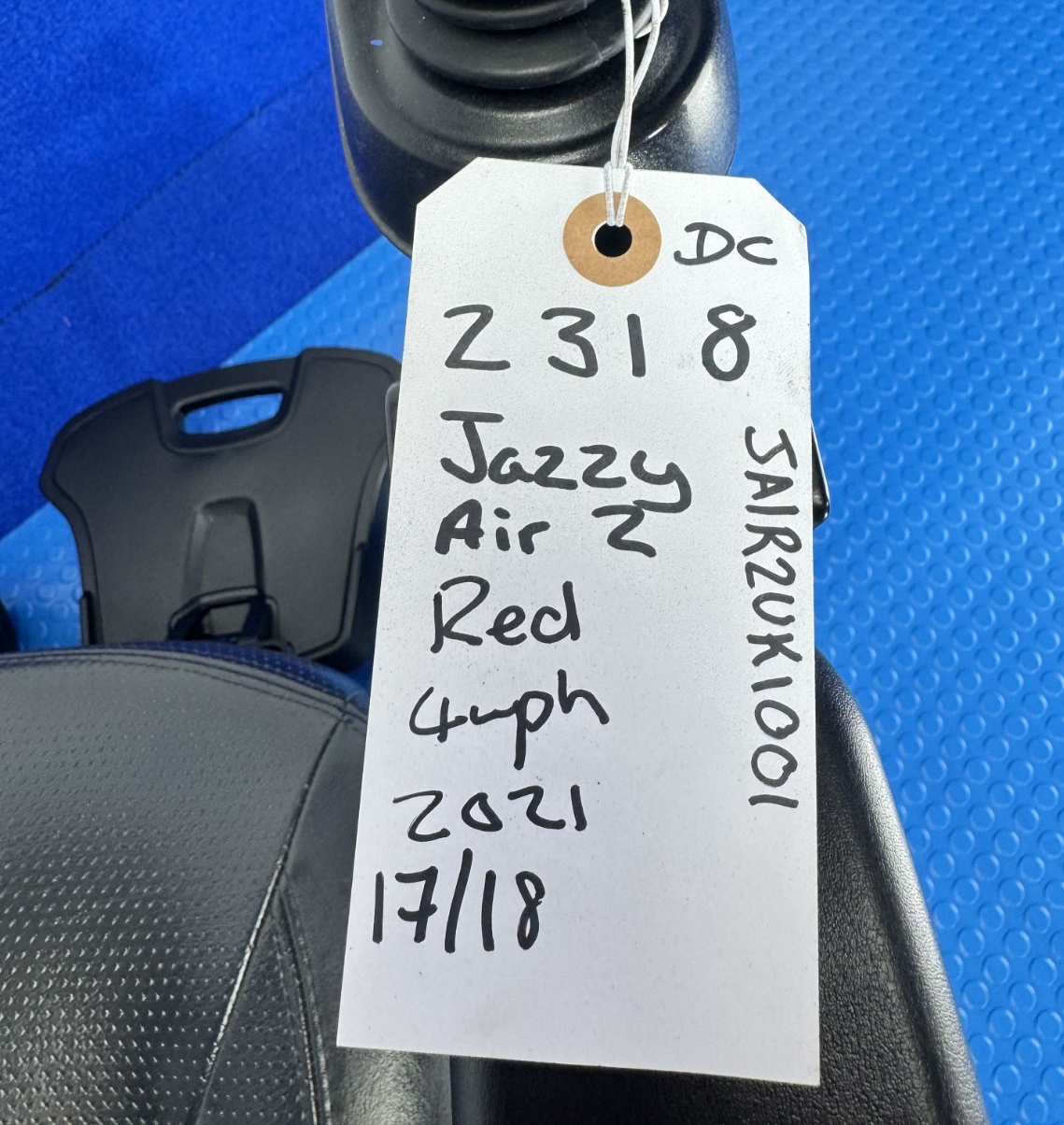 Pride Jazzy Air 2.0 PowerChair 4 Mph With Electric Seat Lift 2318