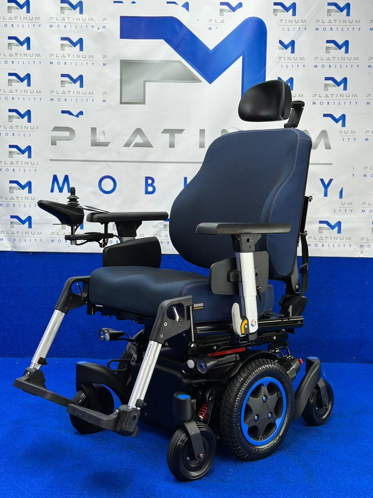 2024 Quickie Q500M Powerchair – 6mph Riser Electric Wheelchair by Sunrise 1645