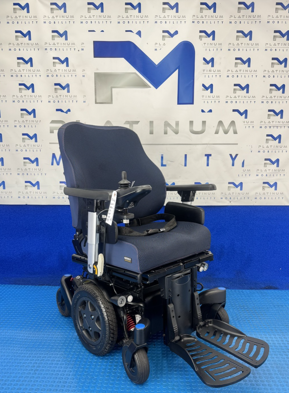 SUNRISE QUICKIE Q500M 6MPH ELECTRIC WHEELCHAIR RISER TILT POWERCHAIR 2440