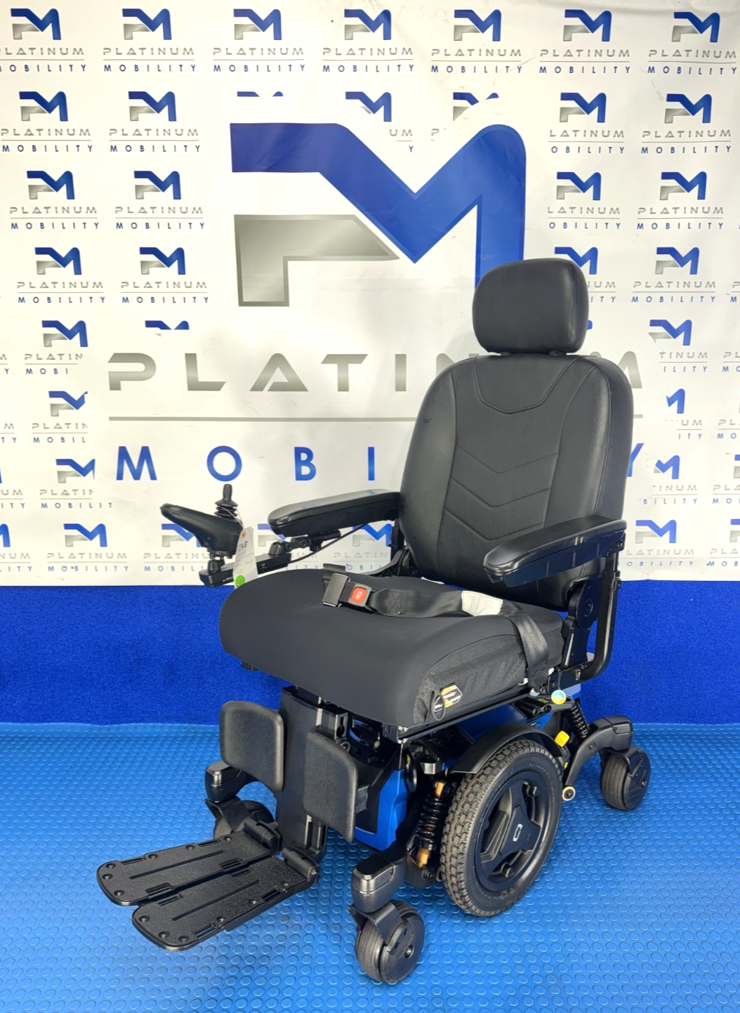 Quantum Edge 3 Stretto Powerchair – 4mph Electric Wheelchair 1248