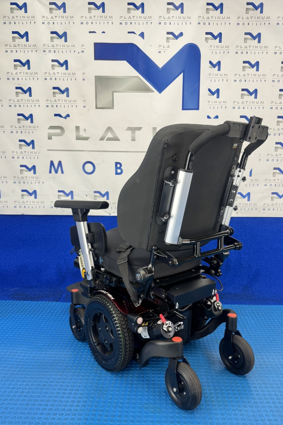 Sunrise Quickie Q300M Powerchair 6 mph Riser, Tilt Electric Wheelchair 2913