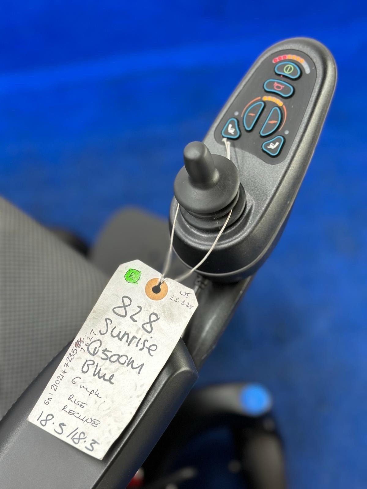 SUNRISE QUICKIE Q500 M 6MPH ELECTRIC RISE MOBILITY POWERCHAIR WHEELCHAIR 828