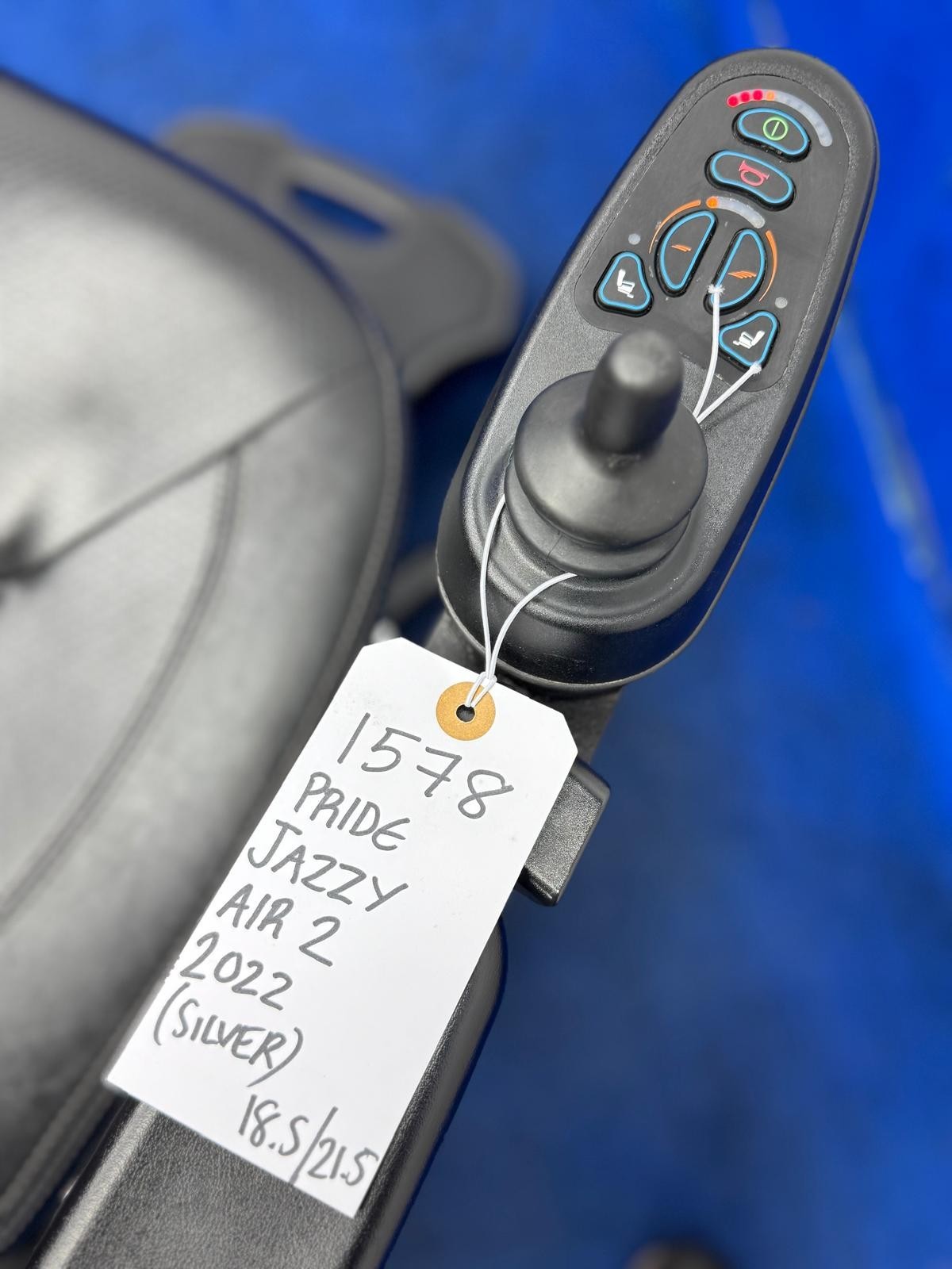 Pride Jazzy Air 2.0 Power Chair Electric Wheelchair with Electric Seat Lift 1578