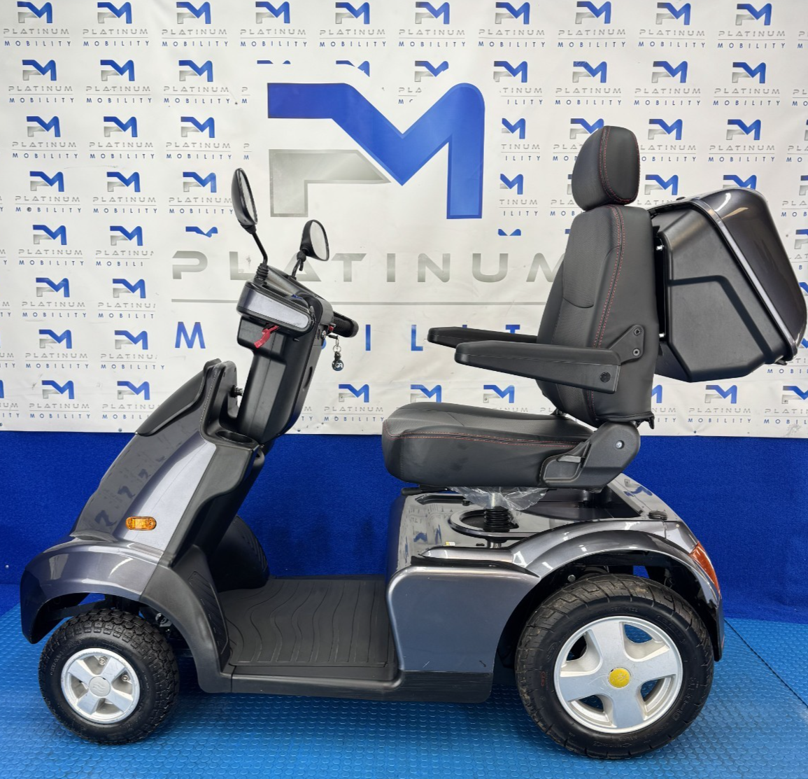 TGA Breeze S4 8MPH All Terrain Mobility Scooter Road Stunning Condition 2333