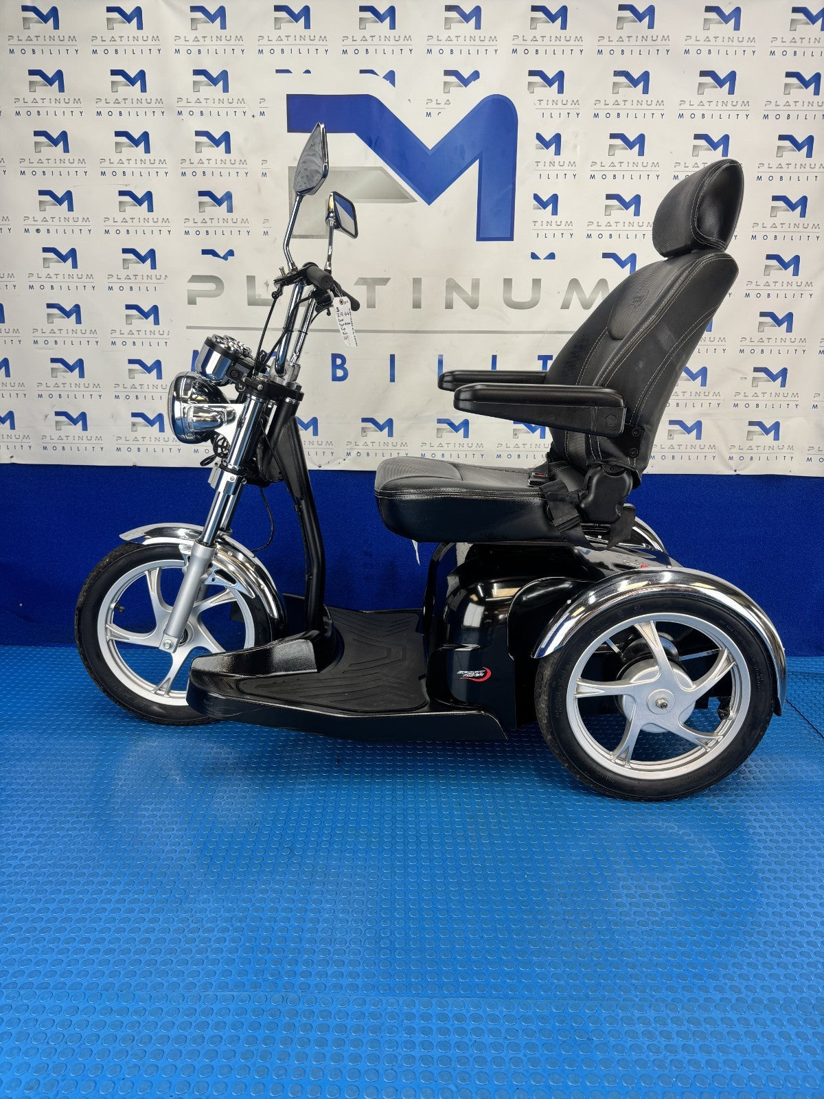 Drive SportRider 8mph 3 Wheeled Mobility Scooter Ref 2964 No VAT