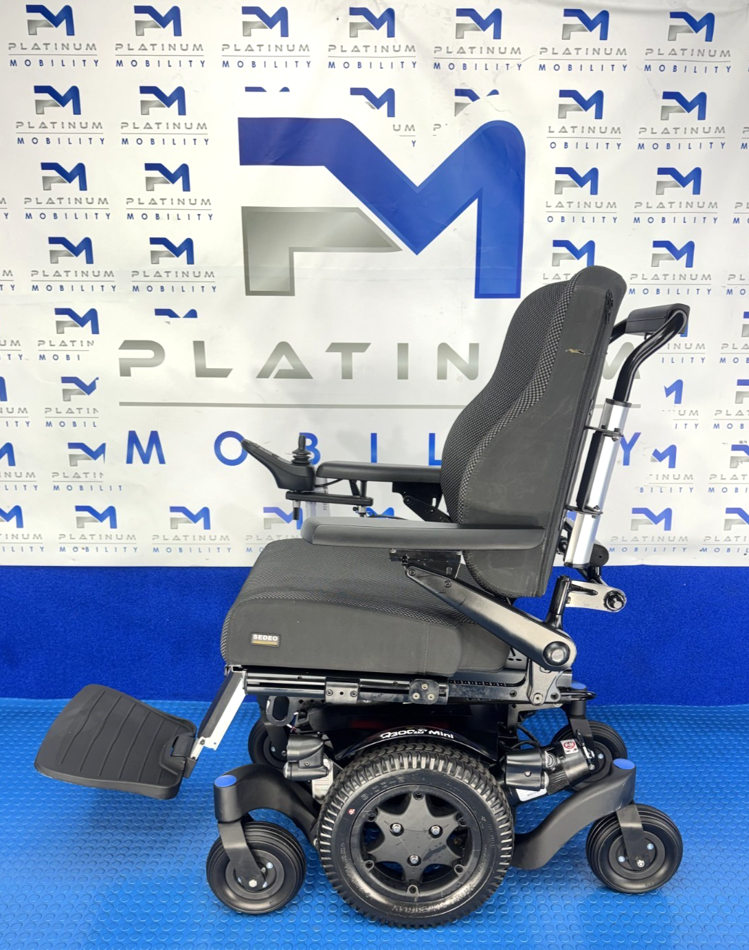 Sunrise Quickie Q300M Mini Powerchair 6mph Electric Wheelchair 2875