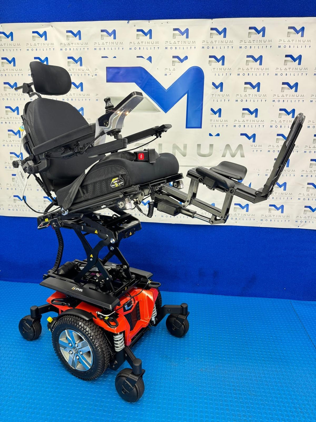 PRIDE QUANTUM Q6 EDGE 2.0 i-LEVEL 6 MPH ELECTRIC MOBILITY POWERCHAIR 1993