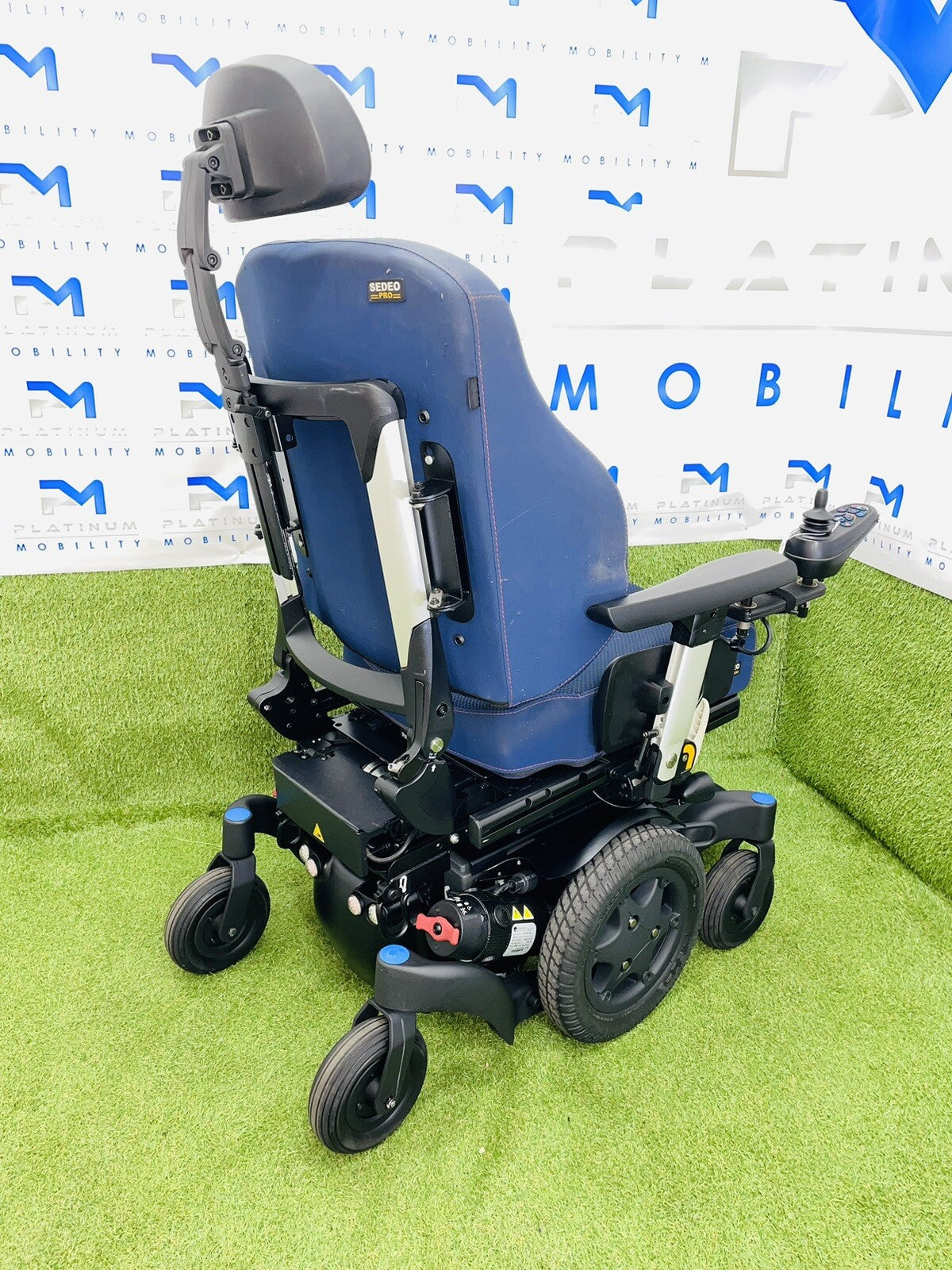 SUNRISE QUICKIE Q500M 6MPH ELECTRIC RISE MOBILITY POWERCHAIR WHEELCHAIR M2 Q6