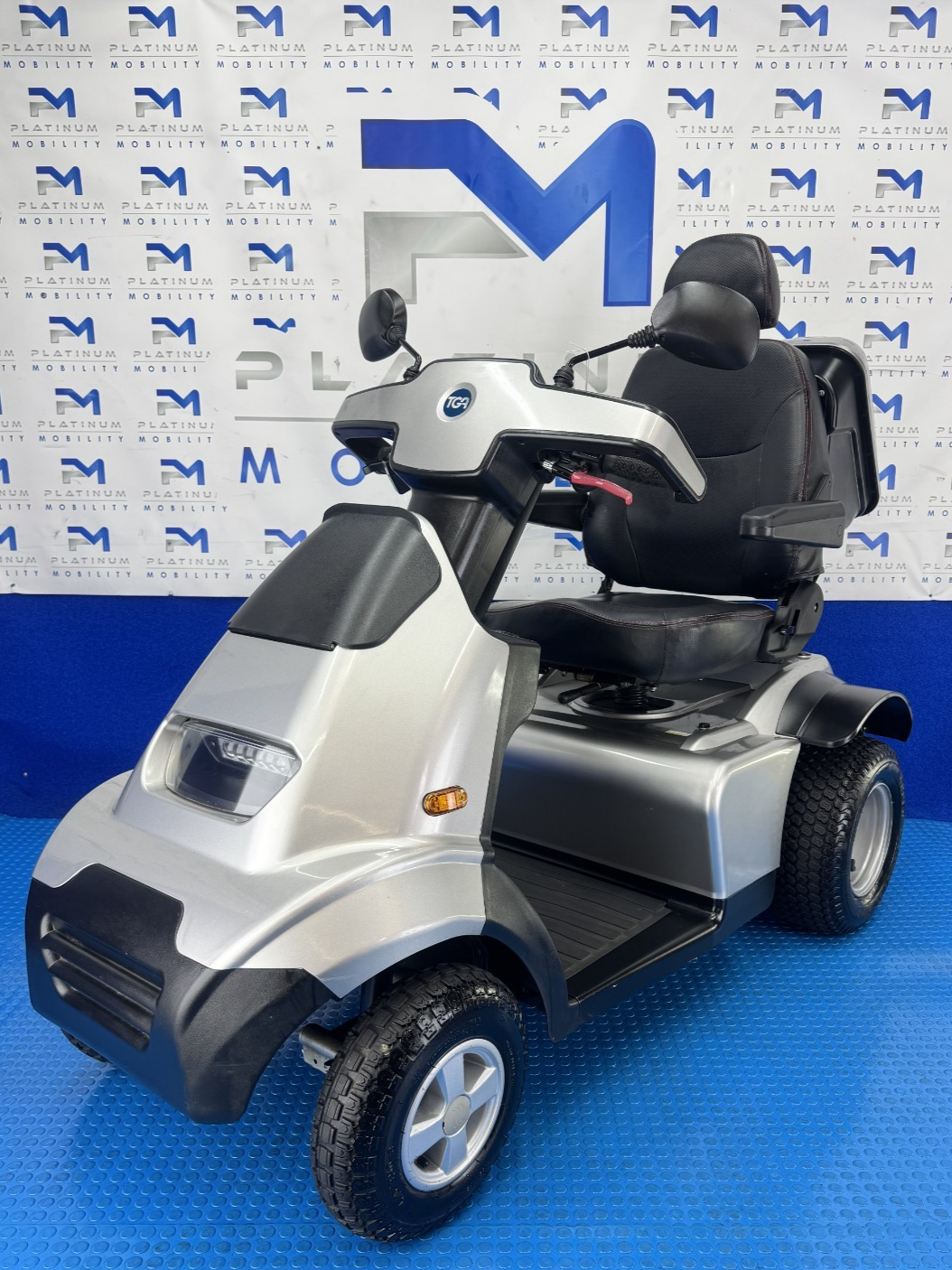 TGA Breeze S4 GT 8MPH All Terrain Mobility Scooter New Batteries No VAT 2965