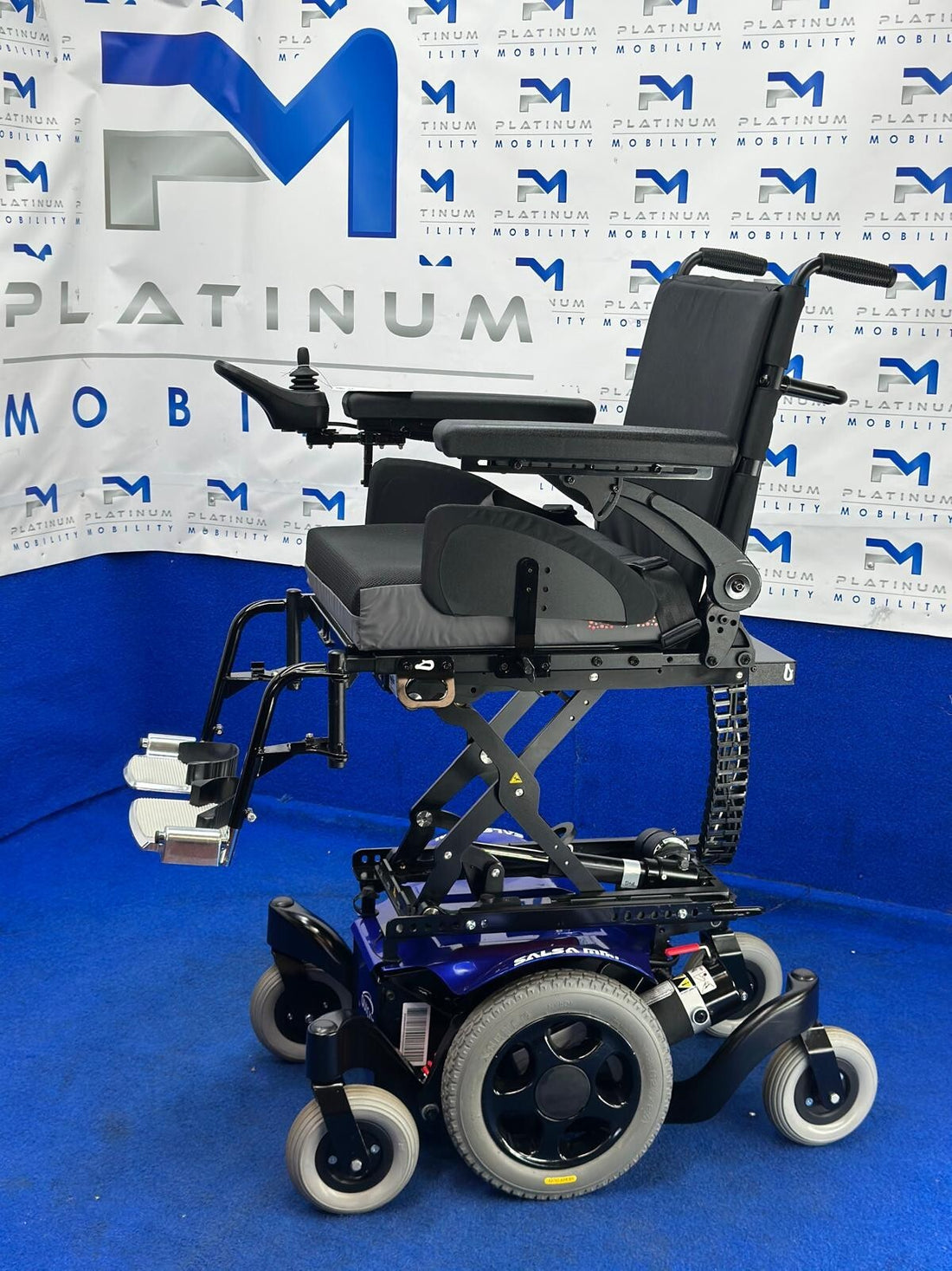 SUNRISE SALSA MINI M2 ELECTRIC WHEELCHAIR POWERCHAIR Q300 MOBILITY SCOOTER 1029