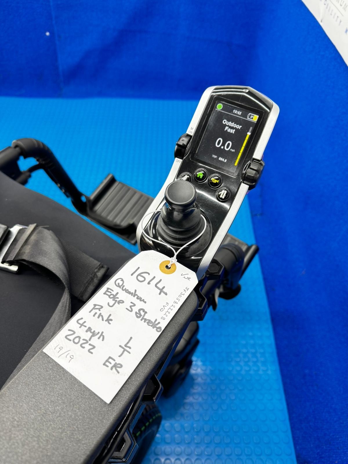 PRIDE QUANTUM EDGE 3 STRETTO 4 MPH ELECTRIC POWER WHEELCHAIR POWERCHAIR 1614