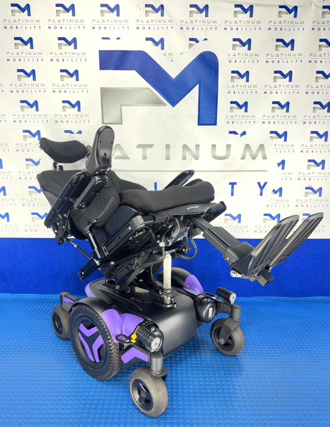 Permobil M3 Corpus Powerchair Electric Rise, Tilt, New Batteries 6mph 2494