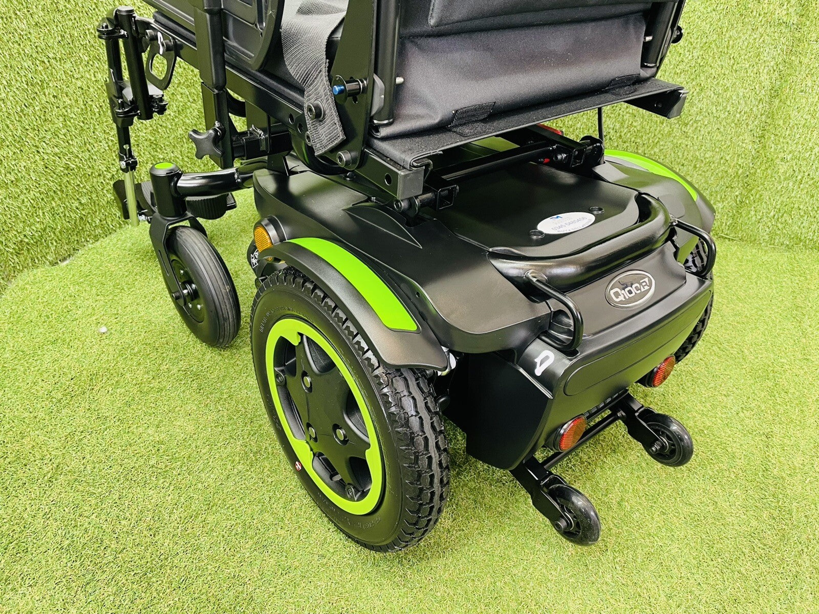2022 Quickie Q100 R with Standard Seating Powerchair Electric Wheelchair