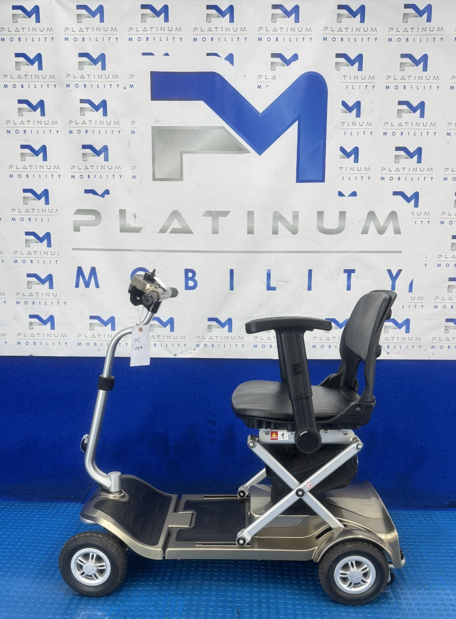 Kymco K-Lite FE Remote Mobility Scooter Auto Folding Lightweight 4 MPH 2532