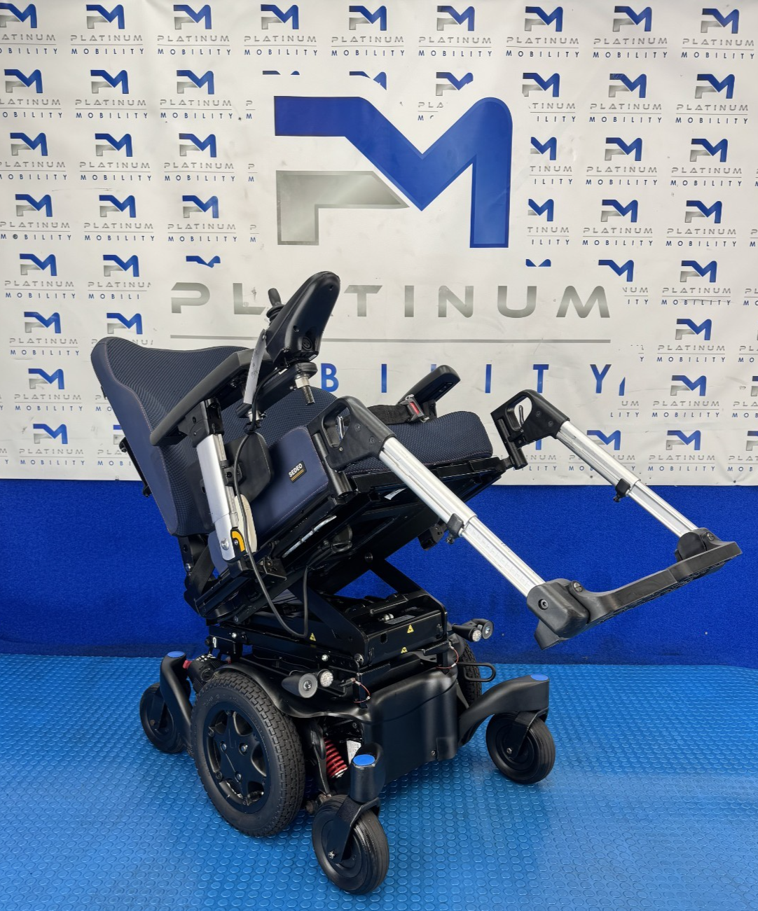 Sunrise Quickie Q500 M Powerchair – 6mph Riser & Tilt Electric Wheelchair 2976