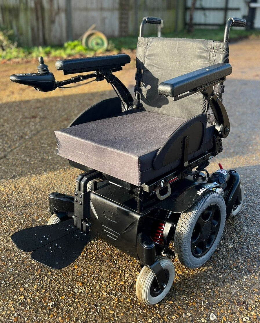 QUICKIE SALSA M2 ELECTRIC MOBILITY WHEELCHAIR POWERCHAIR SCOOTER CHAIR ...