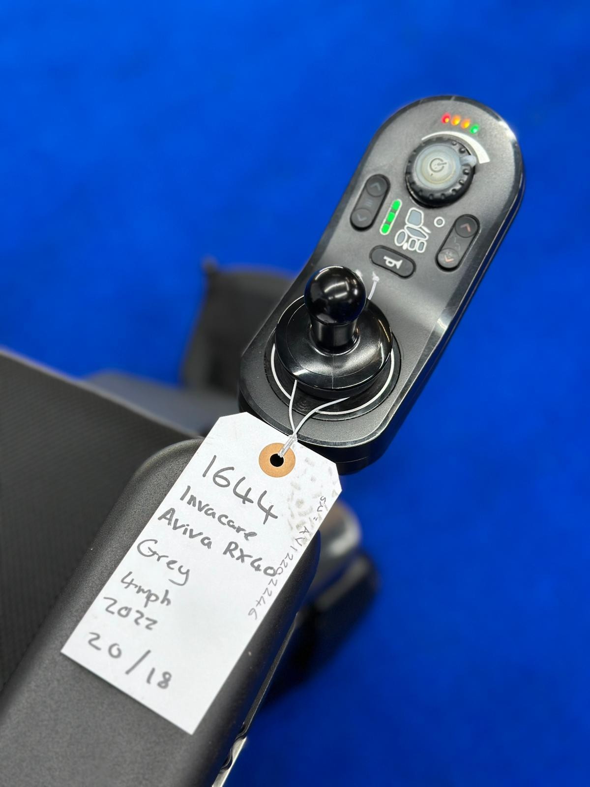 Invacare RX40 4MPH Electric Wheelchair Powerchair Mobility Riser 1644