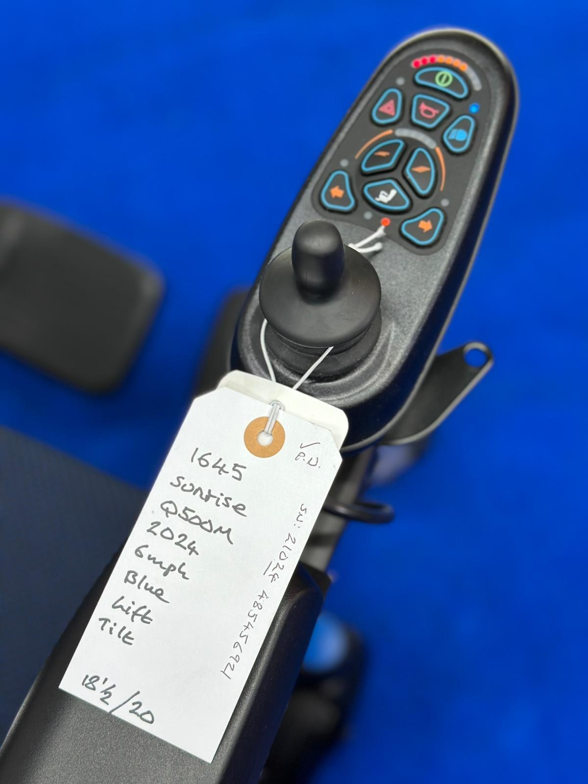 2024 Quickie Q500M Powerchair – 6mph Riser Electric Wheelchair by Sunrise 1645