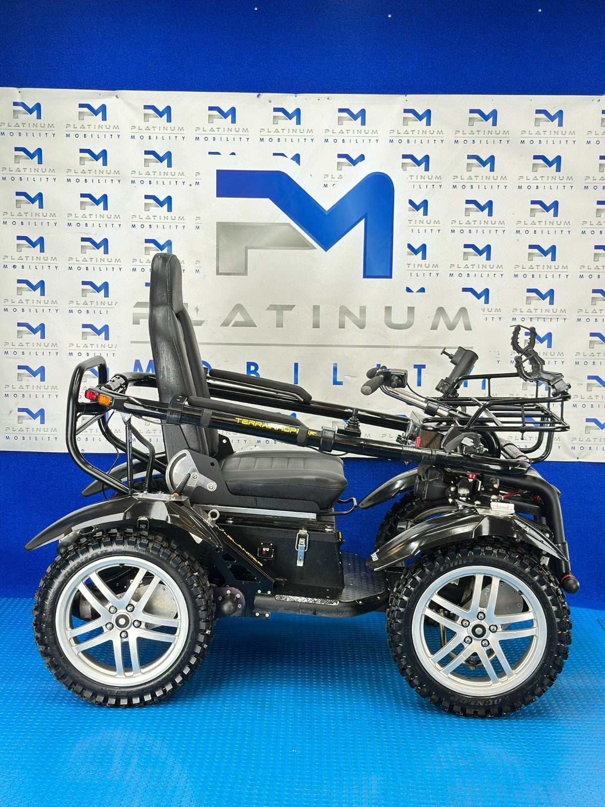 TerrainHopper Outlander All Terrain Mobility Scooter 8mph | Extreme Off Road