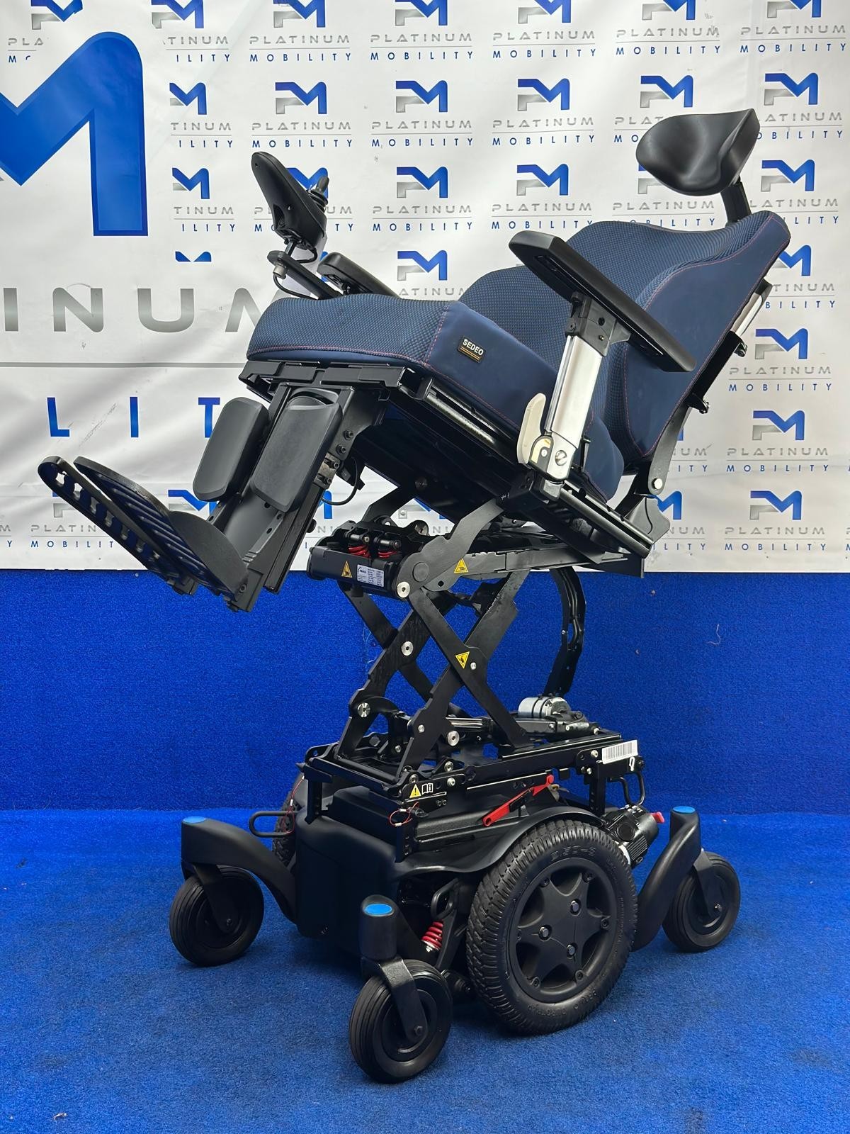 Quickie Q500 M Powerchair – 6mph Riser Electric Wheelchair by Sunrise (1423)