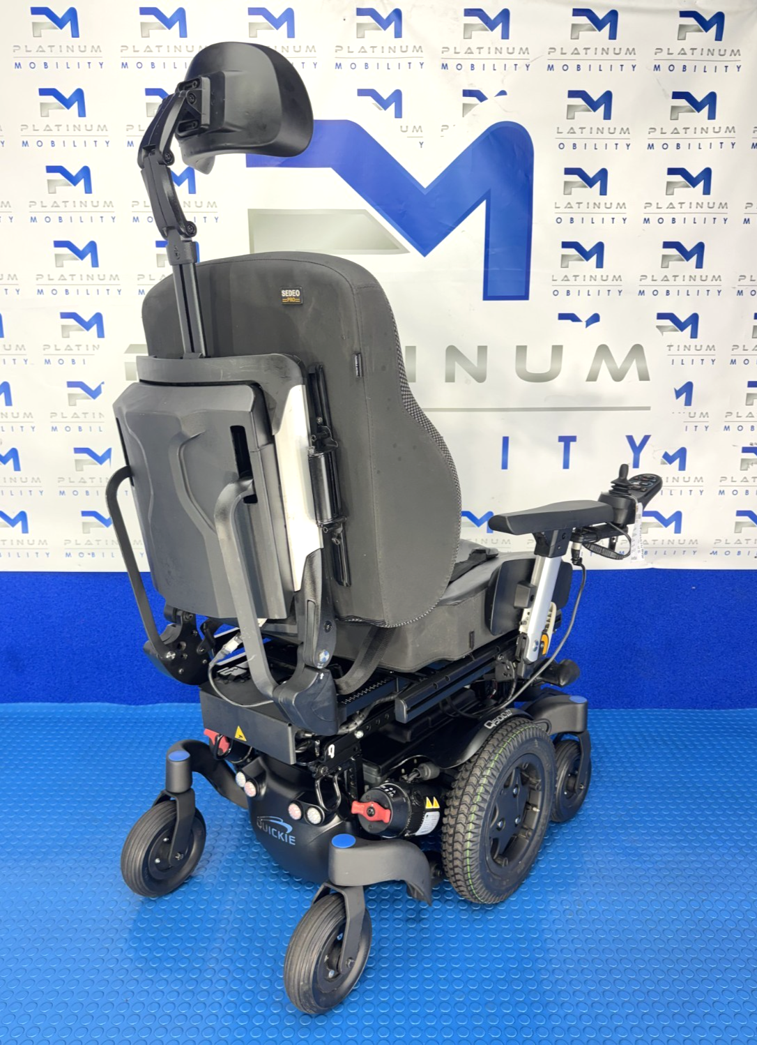 SUNRISE Q500M 6MPH Electric Powerchair ELECTRIC LEGS, RECLINE, RISER, TILT 4012