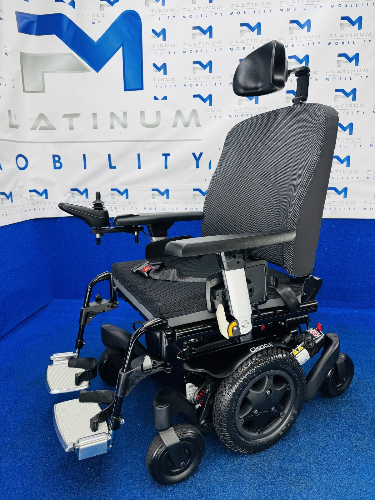 Quickie Q500 M Powerchair – 4mph Tilt Electric Wheelchair by Sunrise (1427)