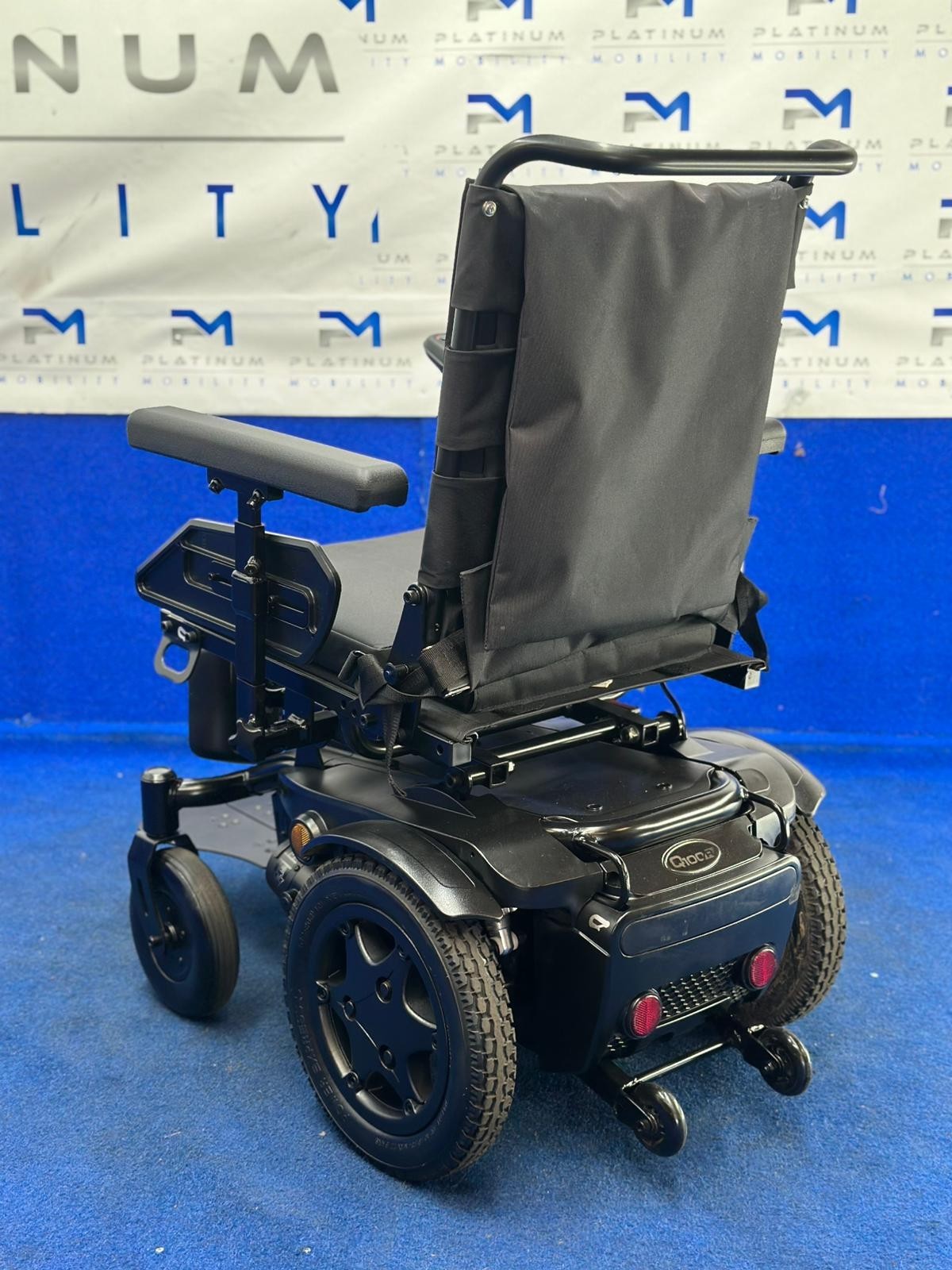 Quickie Q100R Powerchair – 4mph Small Electric Wheelchair by Sunrise (1206)