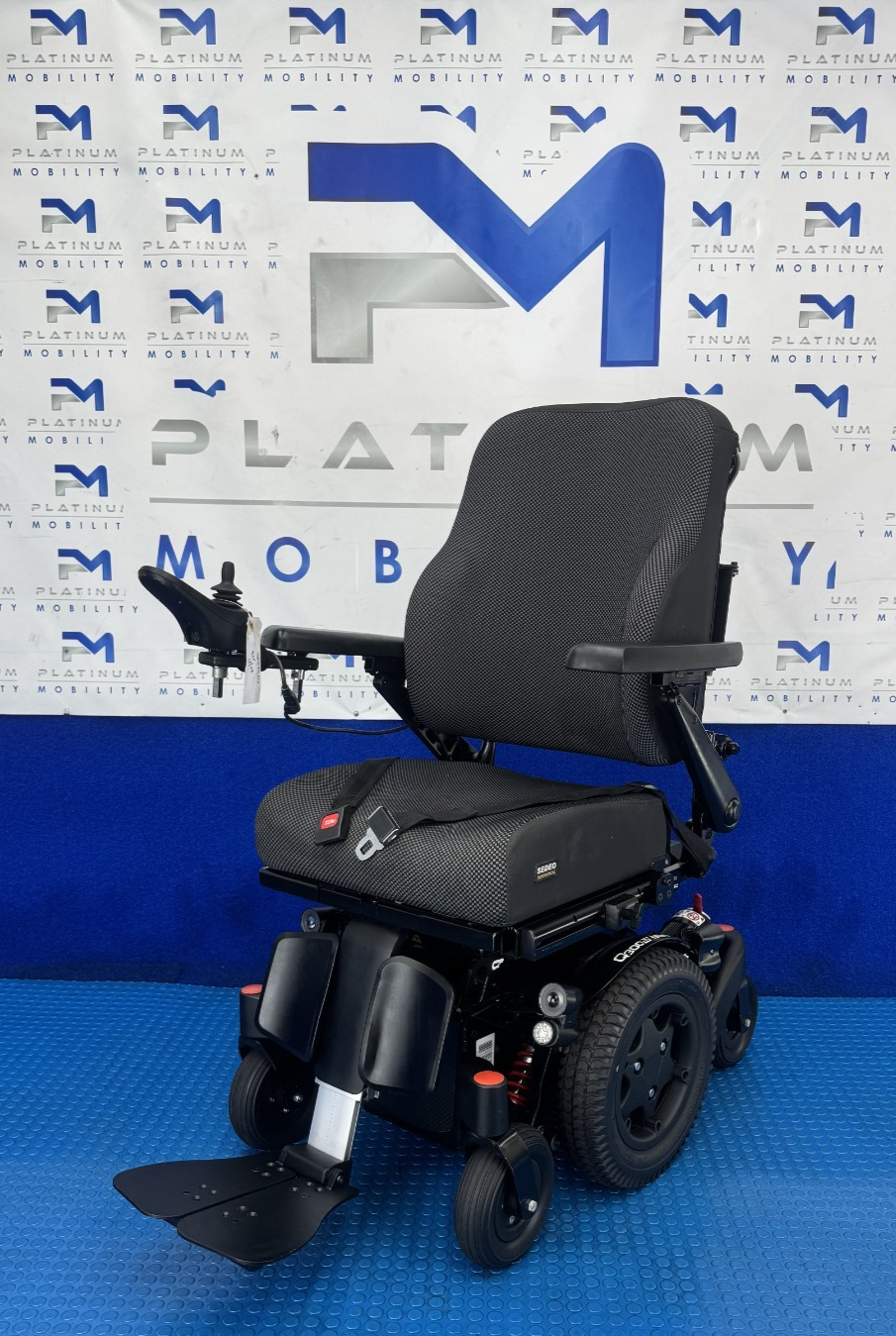 Sunrise Quickie Q300M Powerchair 6 mph Riser, Tilt Electric Wheelchair 2886