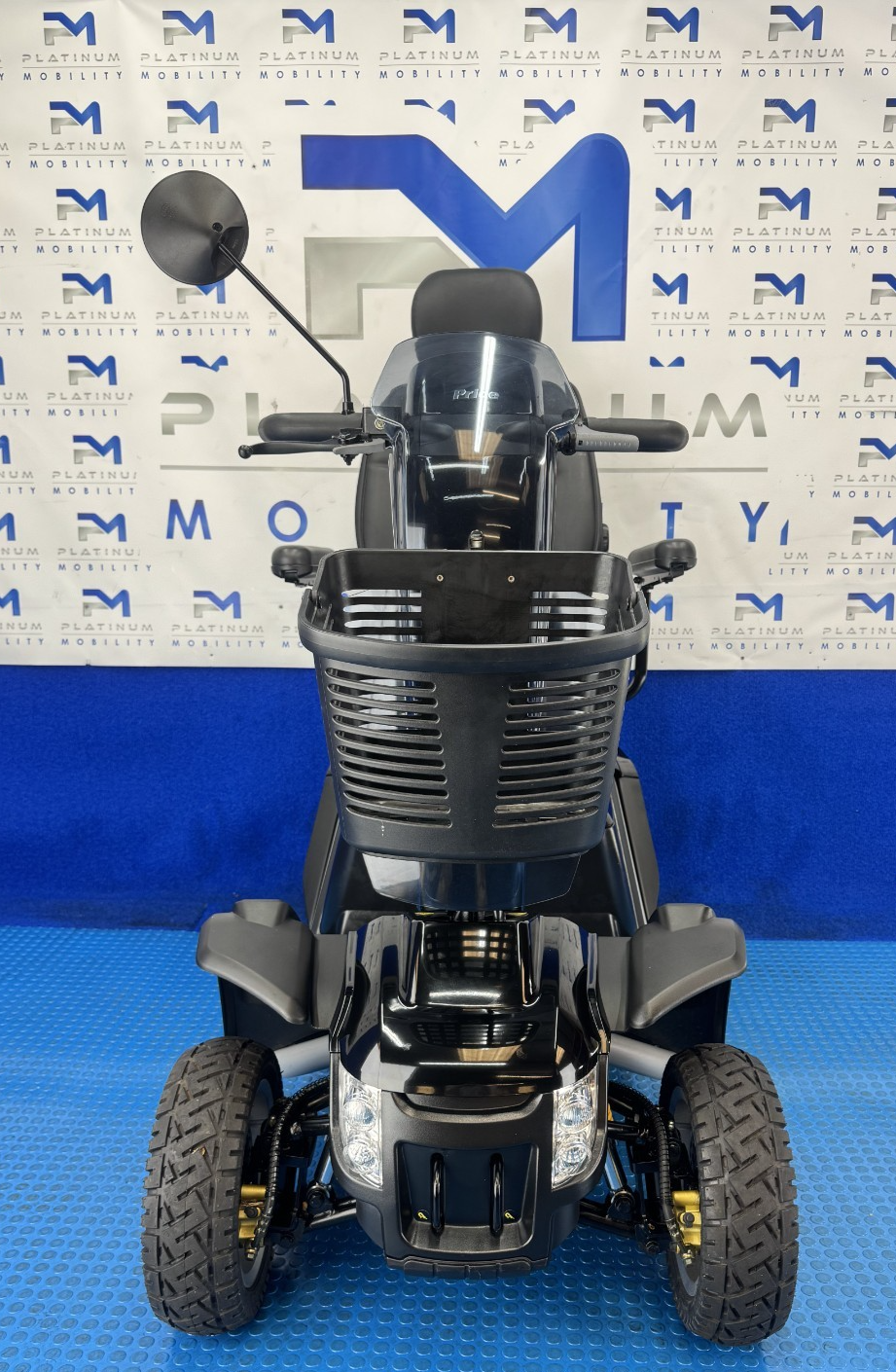 Pride Colt Executive Mobility Scooter New Batteries Pneumatic Tyres 8 Mph 2518