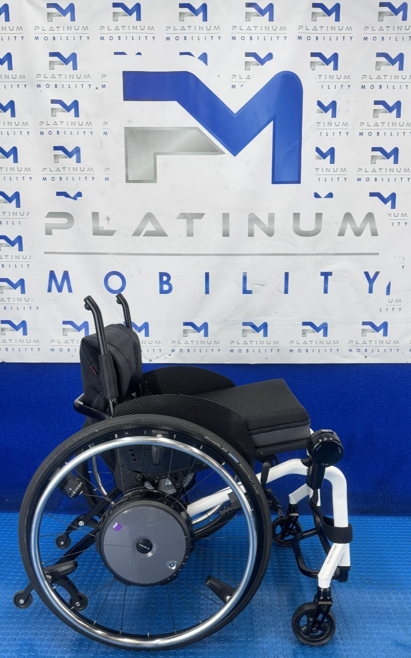 Kushall Alber E-Fix M25 DuoDrive Electric Powerchair Ref 2944 Air Tyres