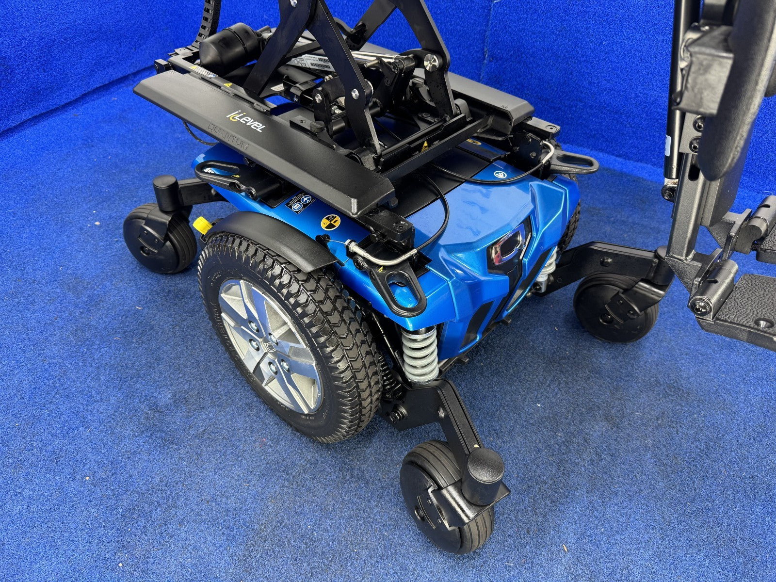 Quantum Q6 Edge 2.0 i-Level Powerchair – 6mph Electric Wheelchair 1581