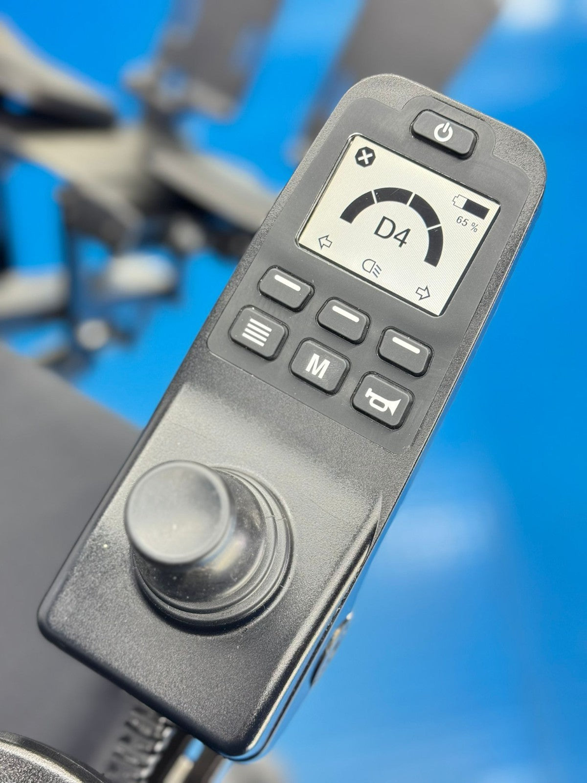 PRIDE QUANTUM Q6 EDGE 2.0 i-LEVEL 6 MPH ELECTRIC MOBILITY POWERCHAIR 1