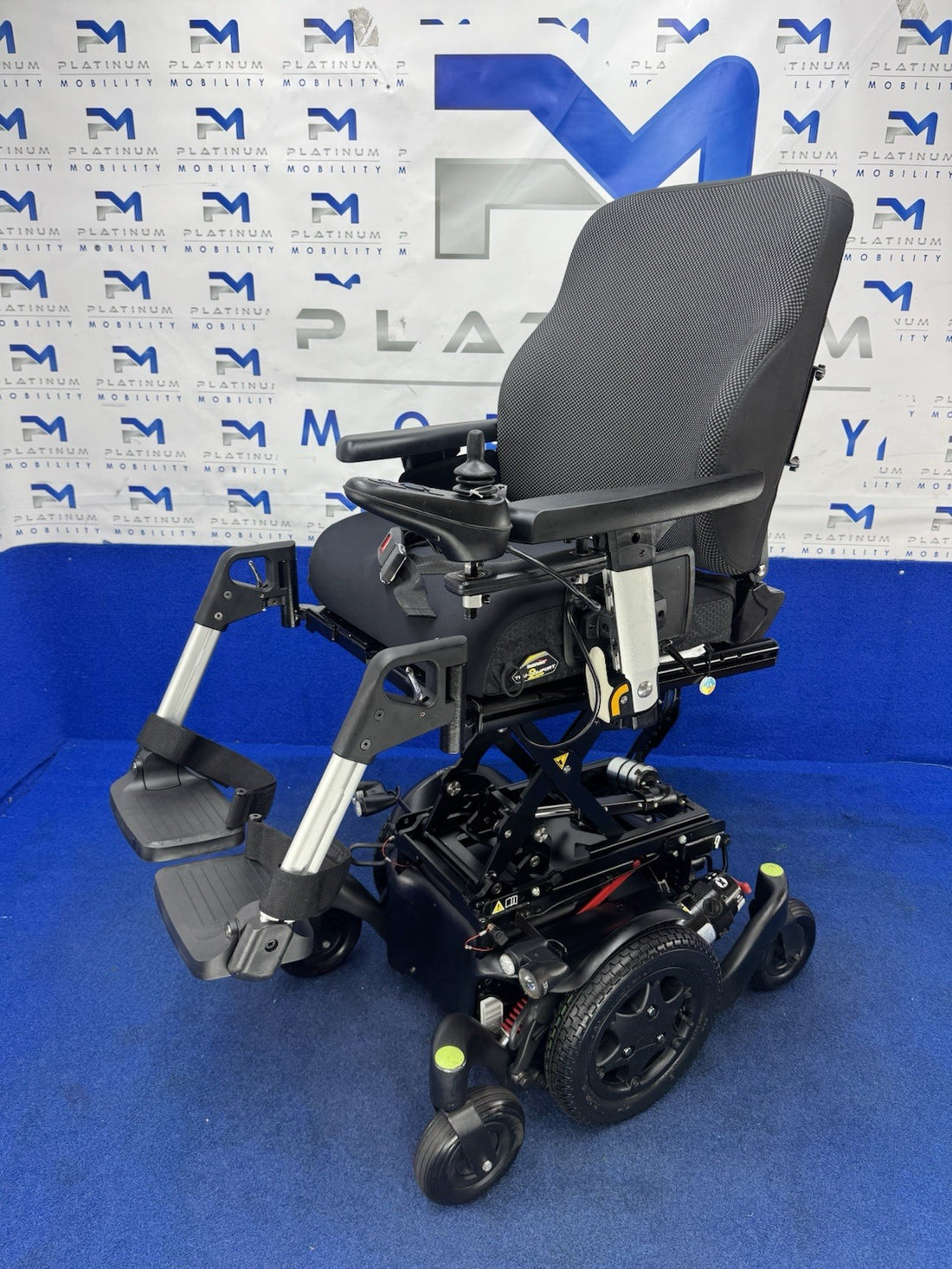 Quickie Q500M Powerchair – 6mph Riser Electric Wheelchair by Sunrise 1603