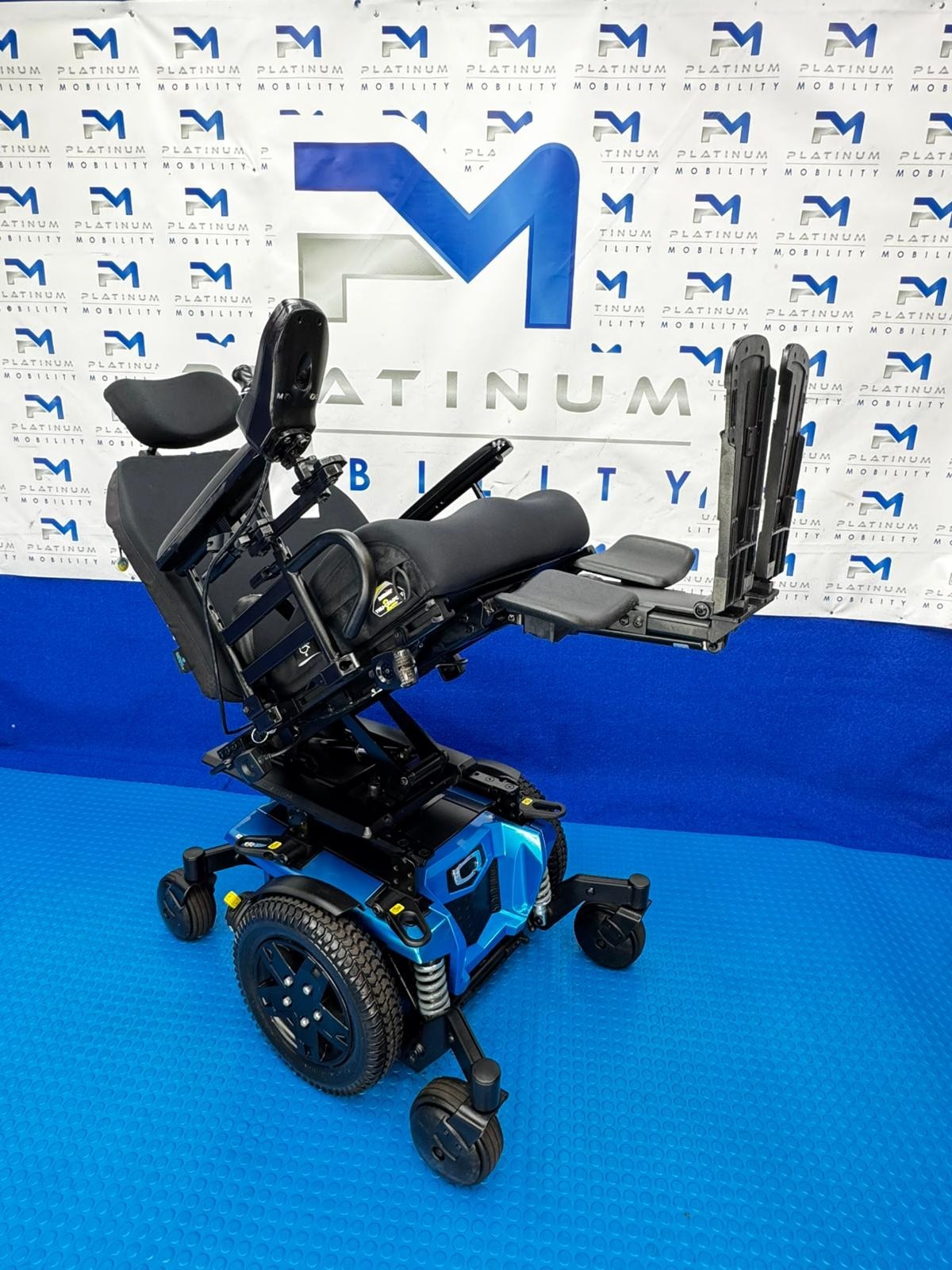 PRIDE QUANTUM EDGE 2 6 MPH ELECTRIC POWER WHEELCHAIR POWERCHAIR 1860