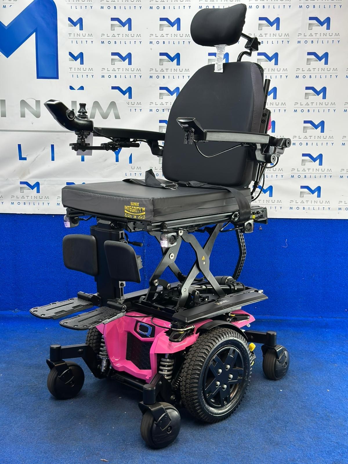 Quantum Q6 Edge 2.0 i-Level Powerchair – 6mph Electric Wheelchair (1230)