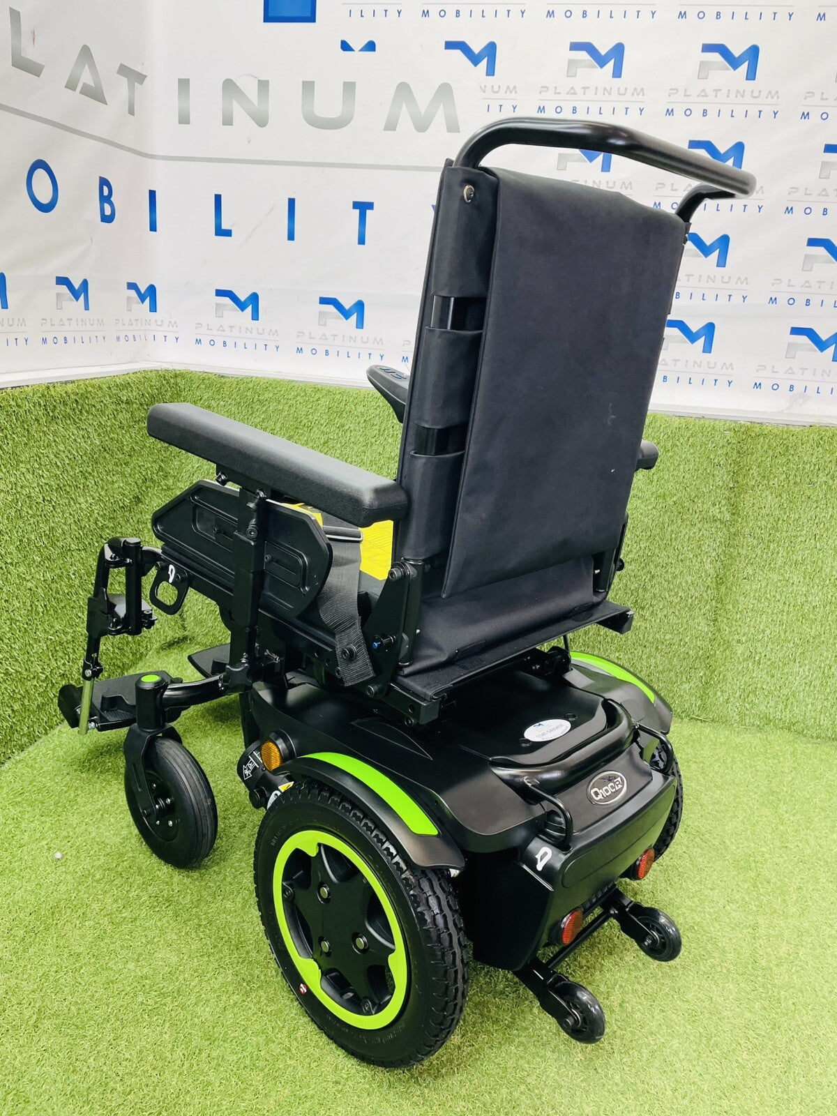 2022 Quickie Q100 R with Standard Seating Powerchair Electric Wheelchair