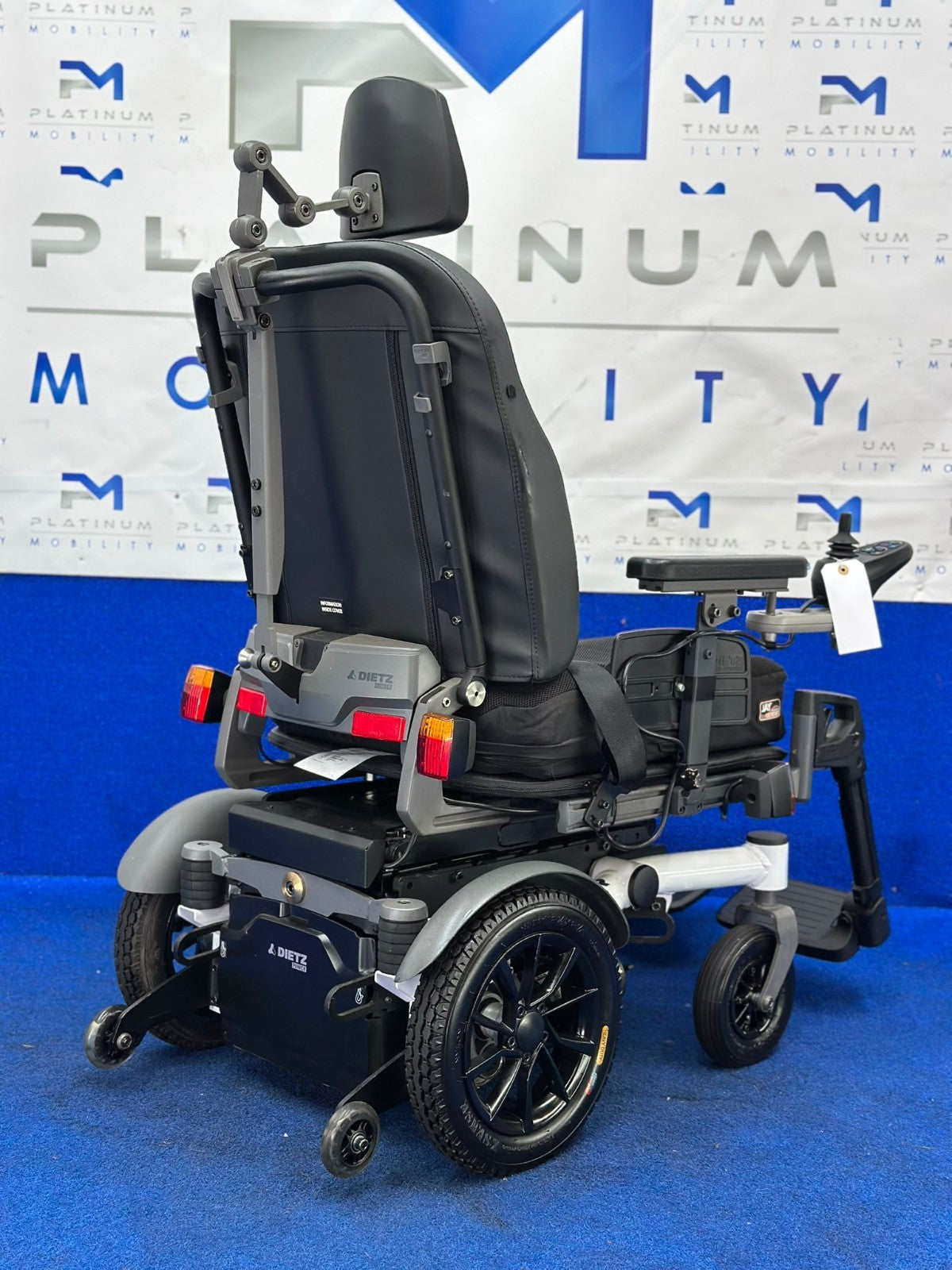 Dietz Sango Advanced R RWD – 6mph Electric Wheelchair Powerchair 1508