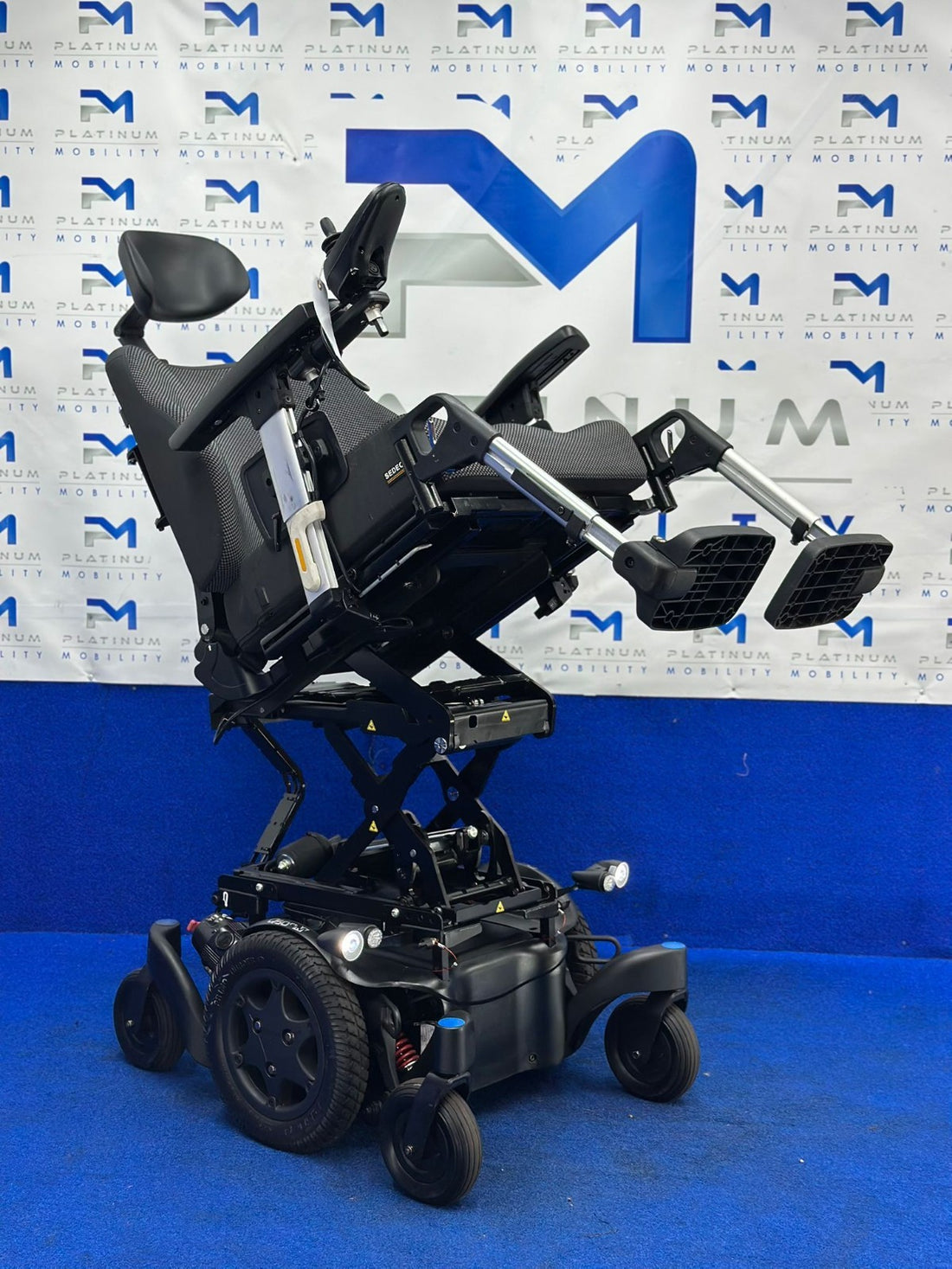 Quickie Q500 M Powerchair – 6mph Riser Electric Wheelchair by Sunrise 1657