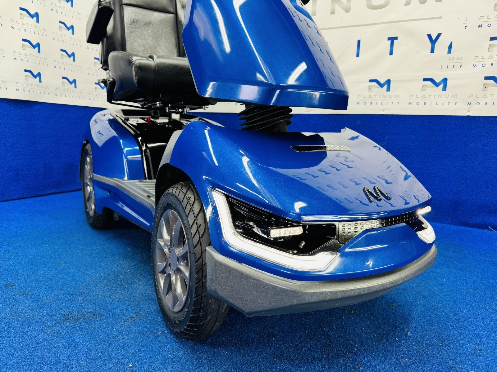 2025 Motion Healthcare Xcursion Mobility Scooter 8MPH Stunning!