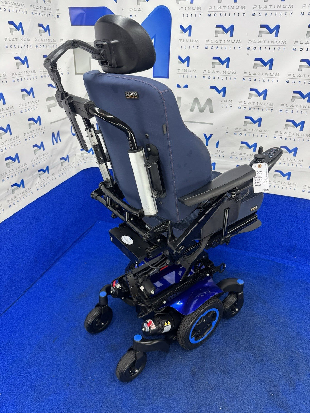 Quickie Q300 M Mini Powerchair 4 mph Riser Electric Wheelchair by Sunrise (1374)