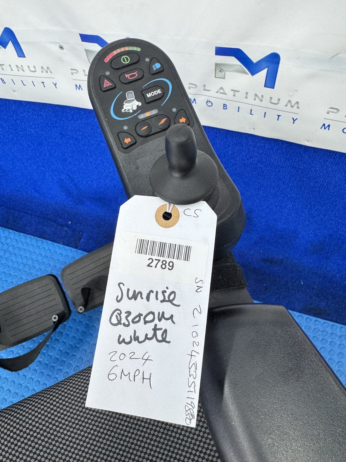 2025 Sunrise Quickie Q300M Powerchair 6 mph Riser, Tilt Electric Wheelchair 2789