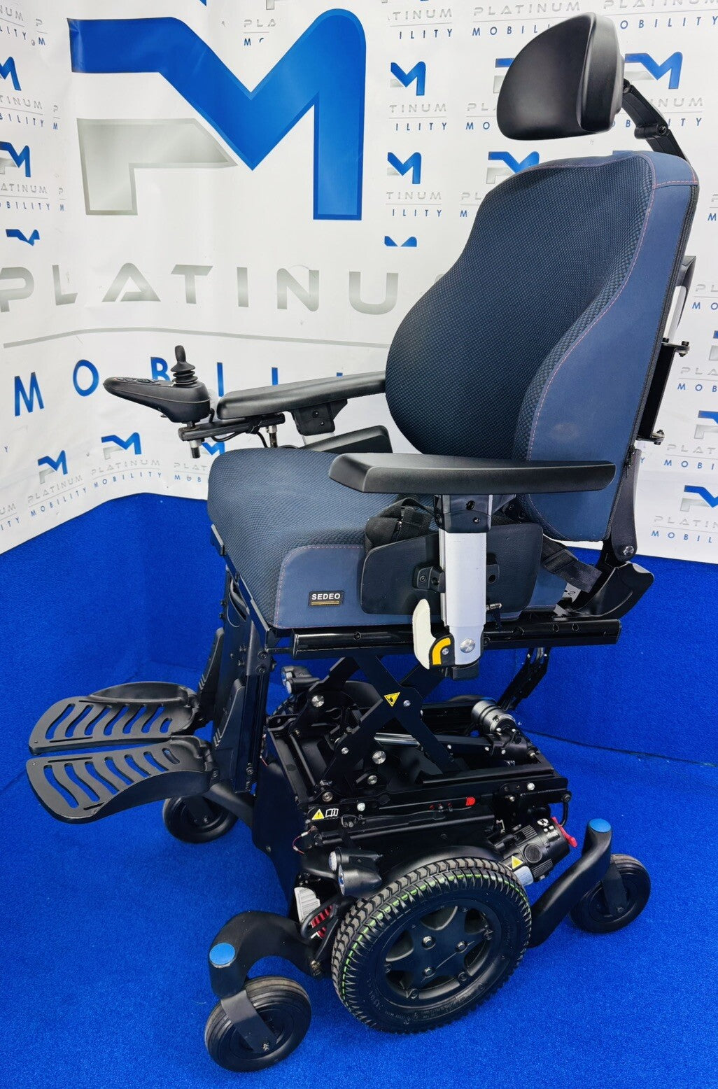 2021 SUNRISE QUICKIE Q500 M 6MPH ELECTRIC RISE MOBILITY POWERCHAIR WHEELCHAIR M2