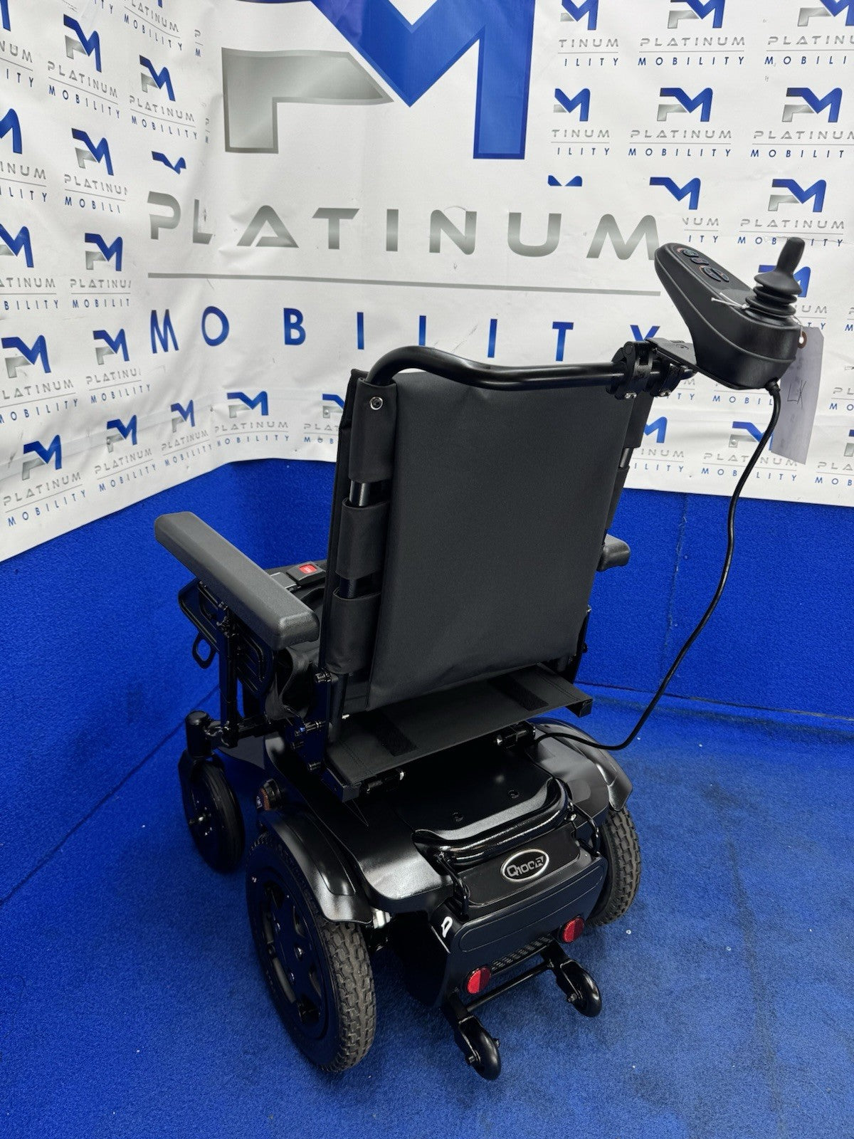 2022 Quickie Q100 R with Standard Seating Powerchair Electric Wheelchair 4 Mph