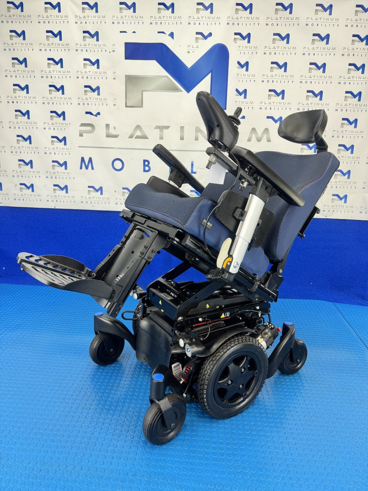 Sunrise Quickie Q500 M Powerchair – 6mph Rise & Tilt Electric Wheelchair 2255